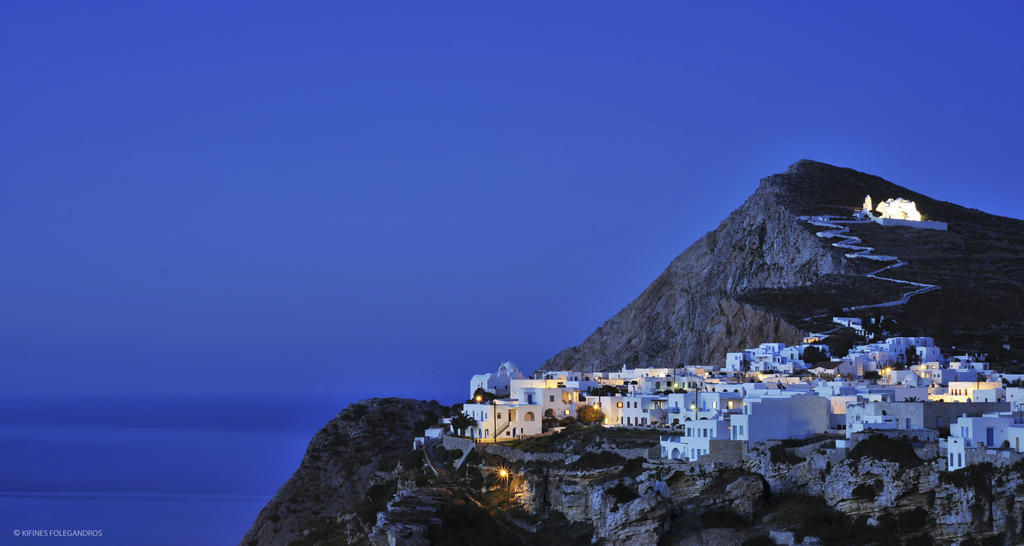 Kifines Suites Folégandros Стая снимка