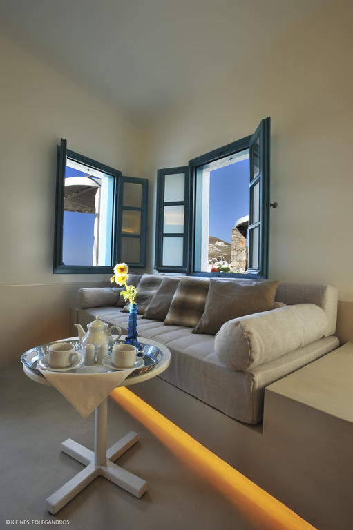Kifines Suites Folégandros Стая снимка